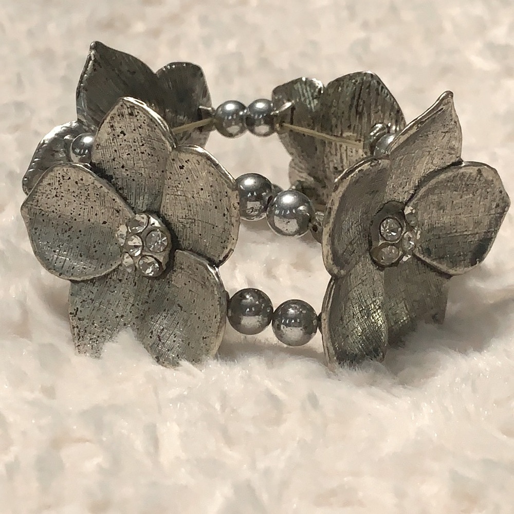 Gorgeous Flower Bracelet